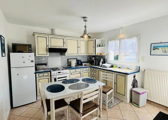 Maison Du Bois Martineau, Foret Et Standing Nyaraló *